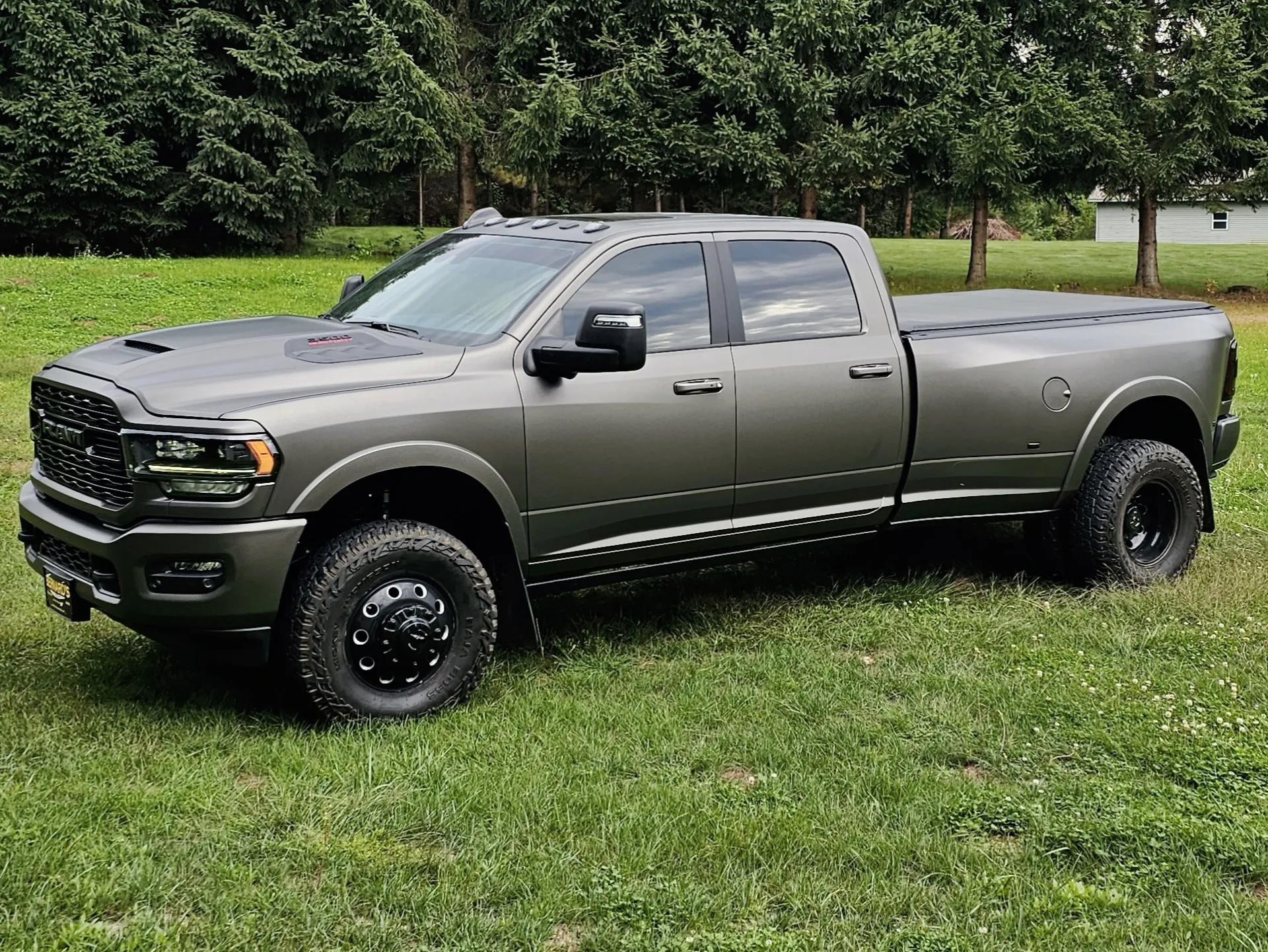 matte-dark-gray-dodge-ram-3500-dually-270