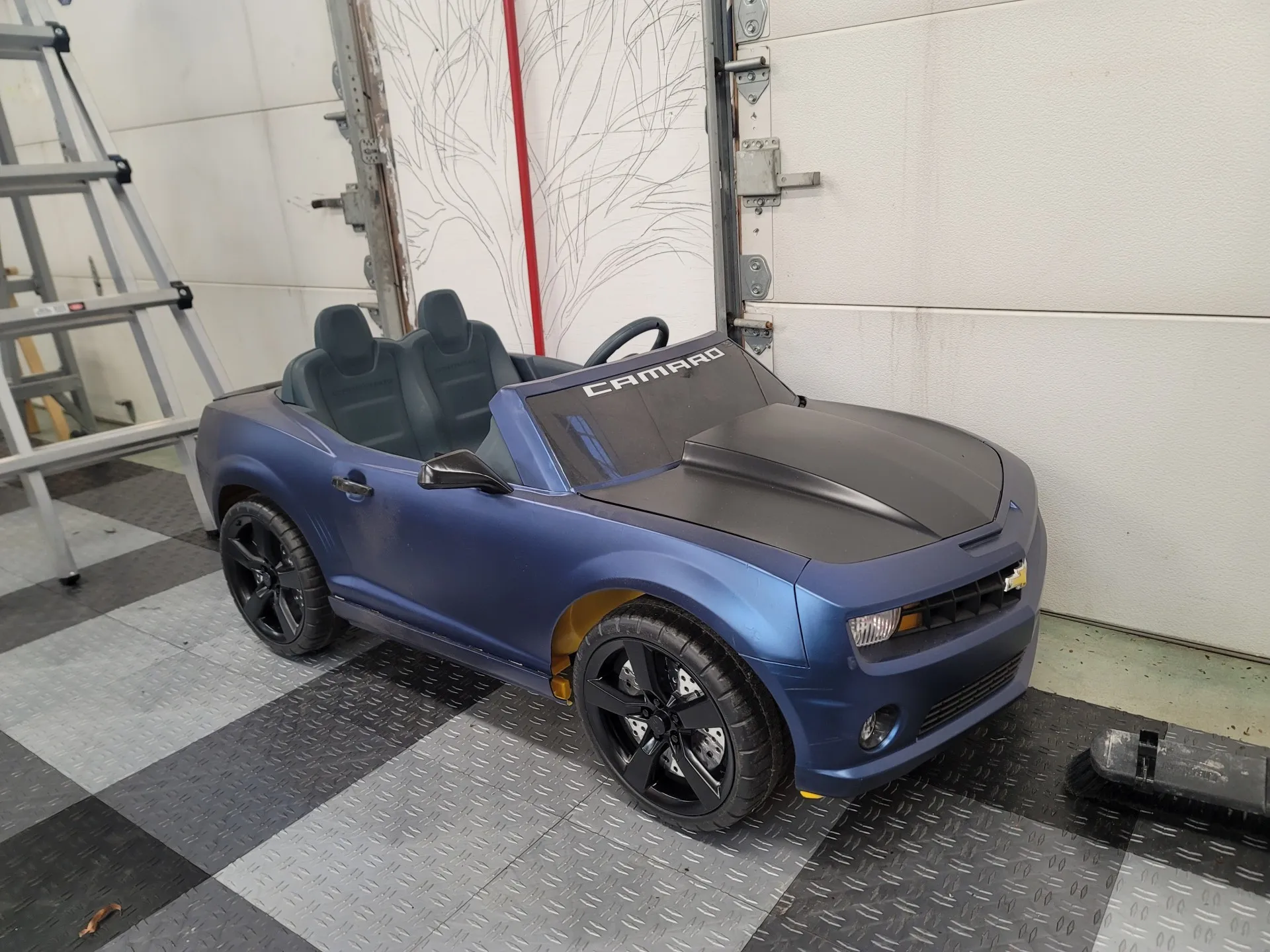 matte-trenton-blue-kids-car-5db